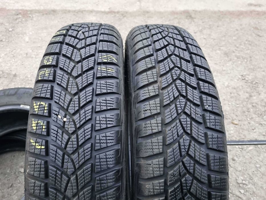 SET 2 Anvelope Iarna 155/70 R19 GOODYEAR Ultra Grip performance gen 1