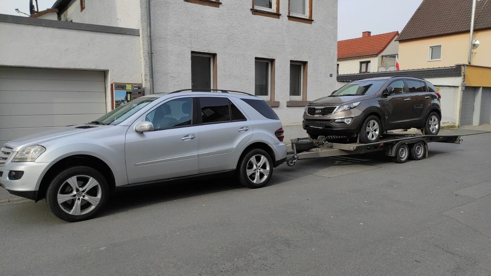 Tractari auto vama Bors Oradea Tractez si aduc masini din Germania,Aus