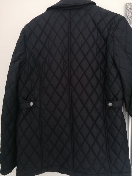 Vând geaca matlasata bărbați