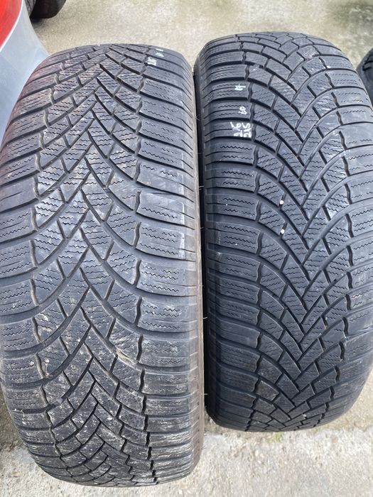 2 Cauciucuri 215/60R17  Pret 300 lei