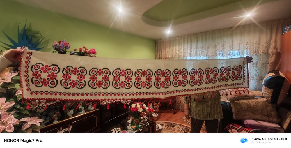 Vând cusături de mână