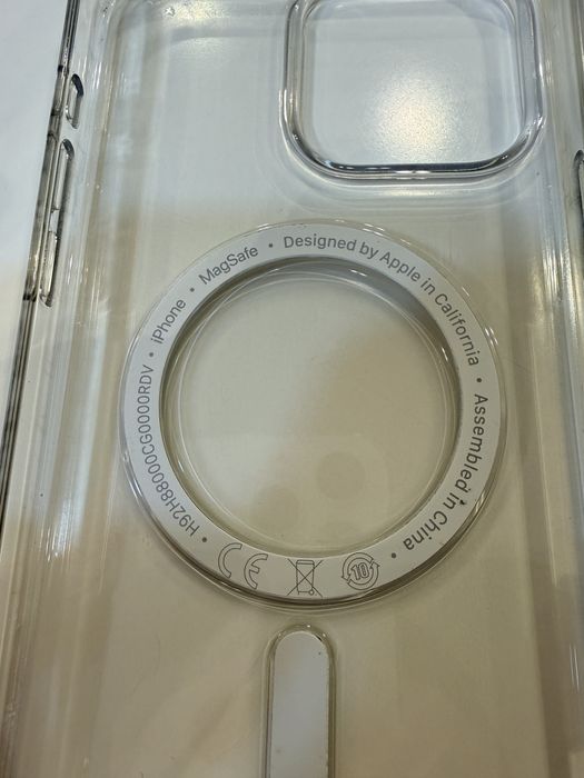 Clear Case with MagSafe pentru iPhone 16 Pro Max