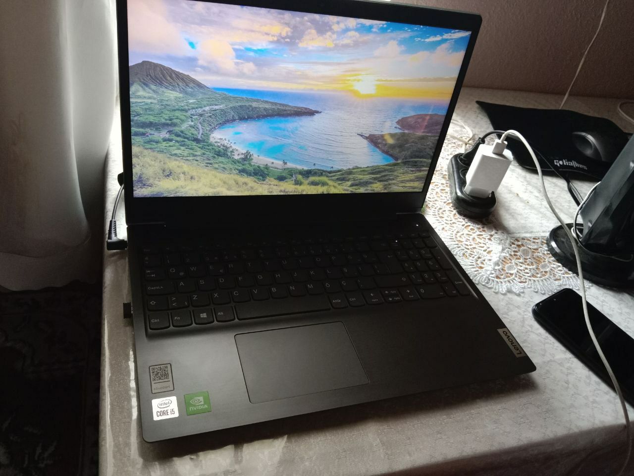 Lenovo Geming  noutbuk