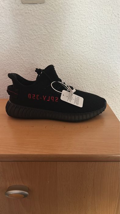 Adidas Yeezy Boost 350 V2