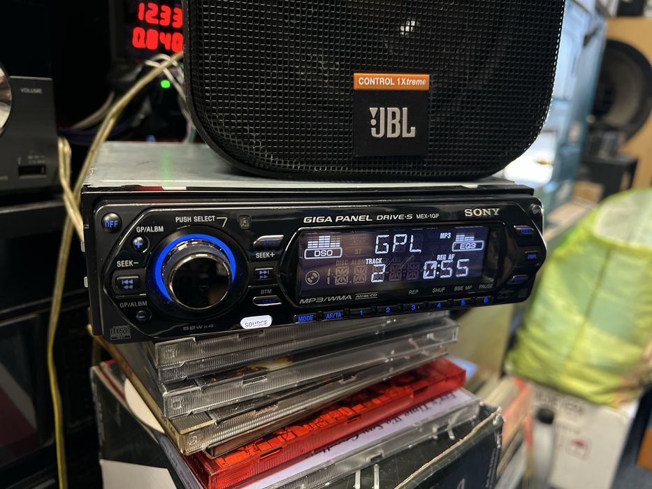 Sony MEX-1GP 1 GB памет в панела