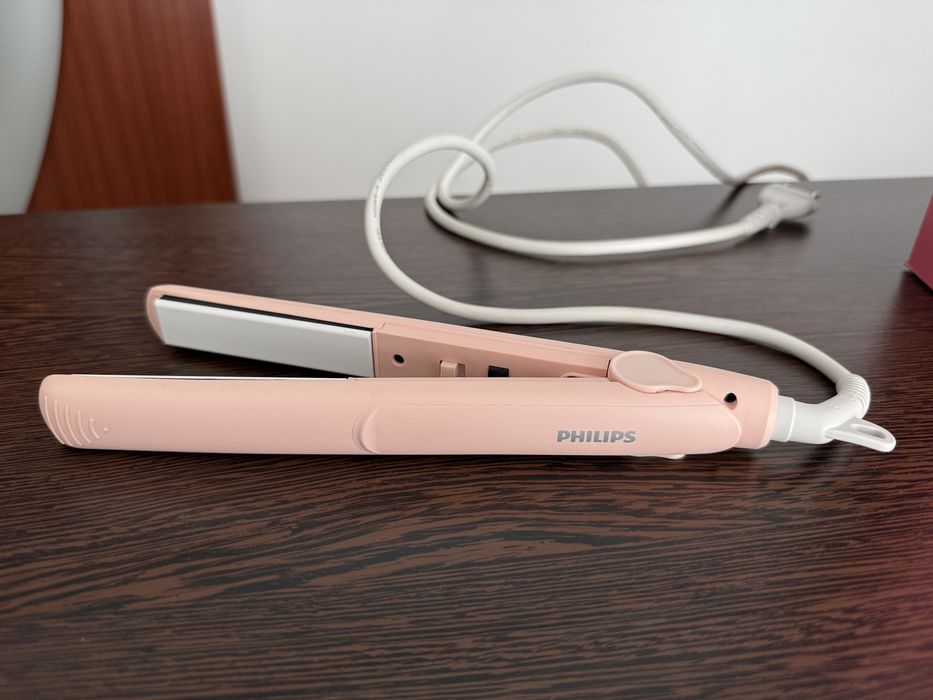 Vand set pentru coafat Philips