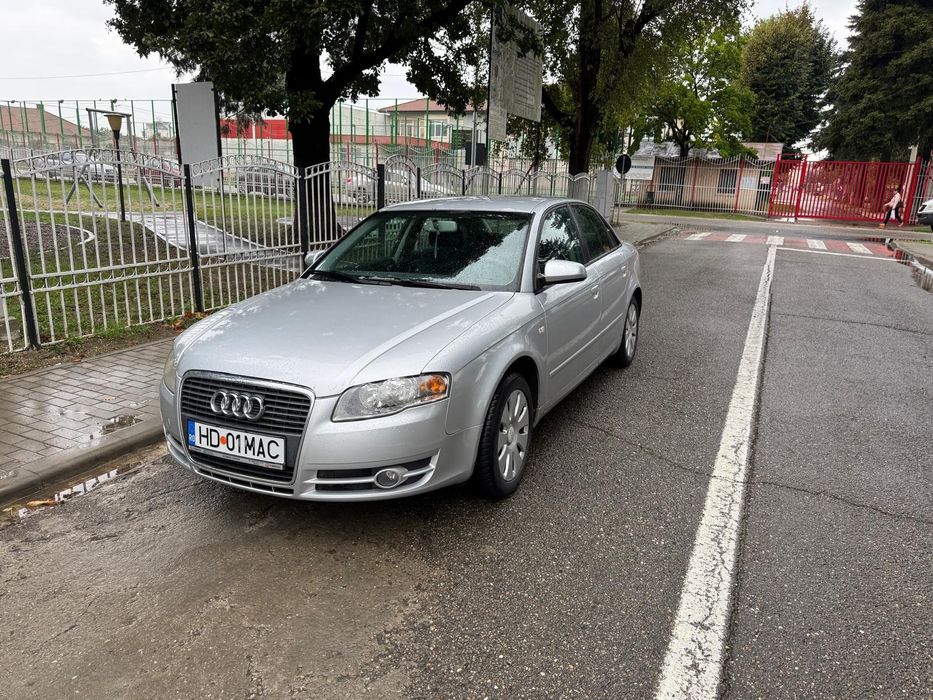 Vând audi a4 proprietar