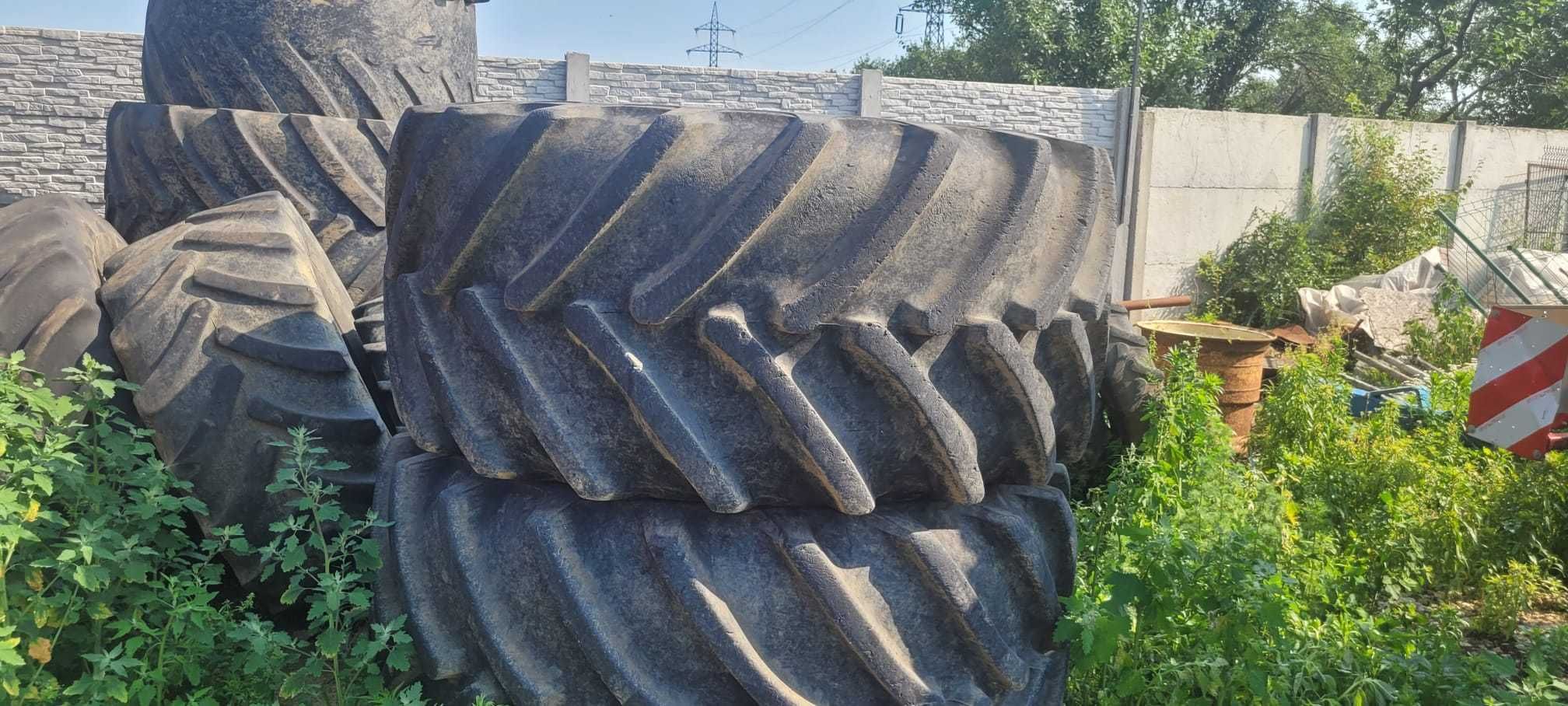 Jante cu anvelope Continental 800 / 65 R32 pentru combina agricola
