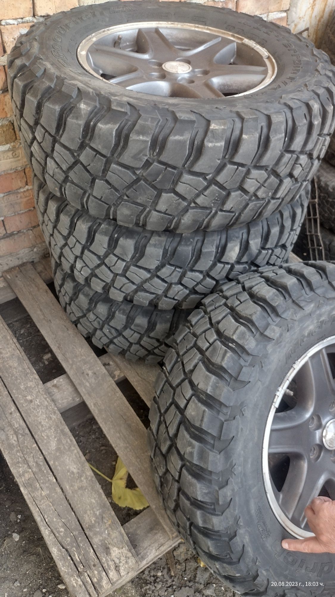 Гуми BFGoodrich LT245/70R16