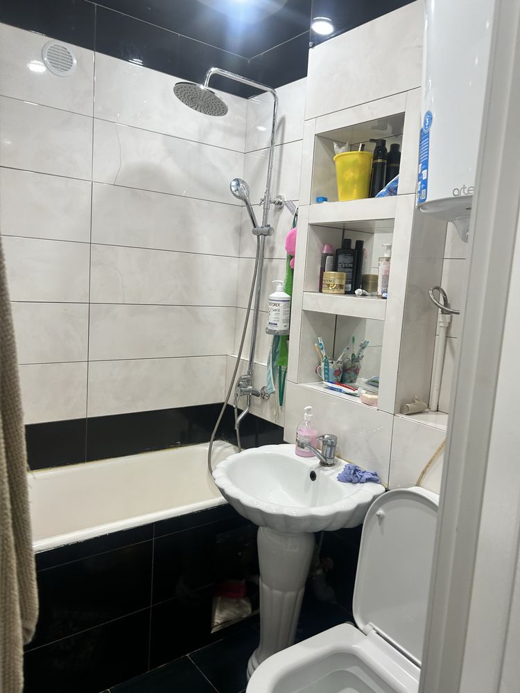 Продаём 2-комнатную квартиру