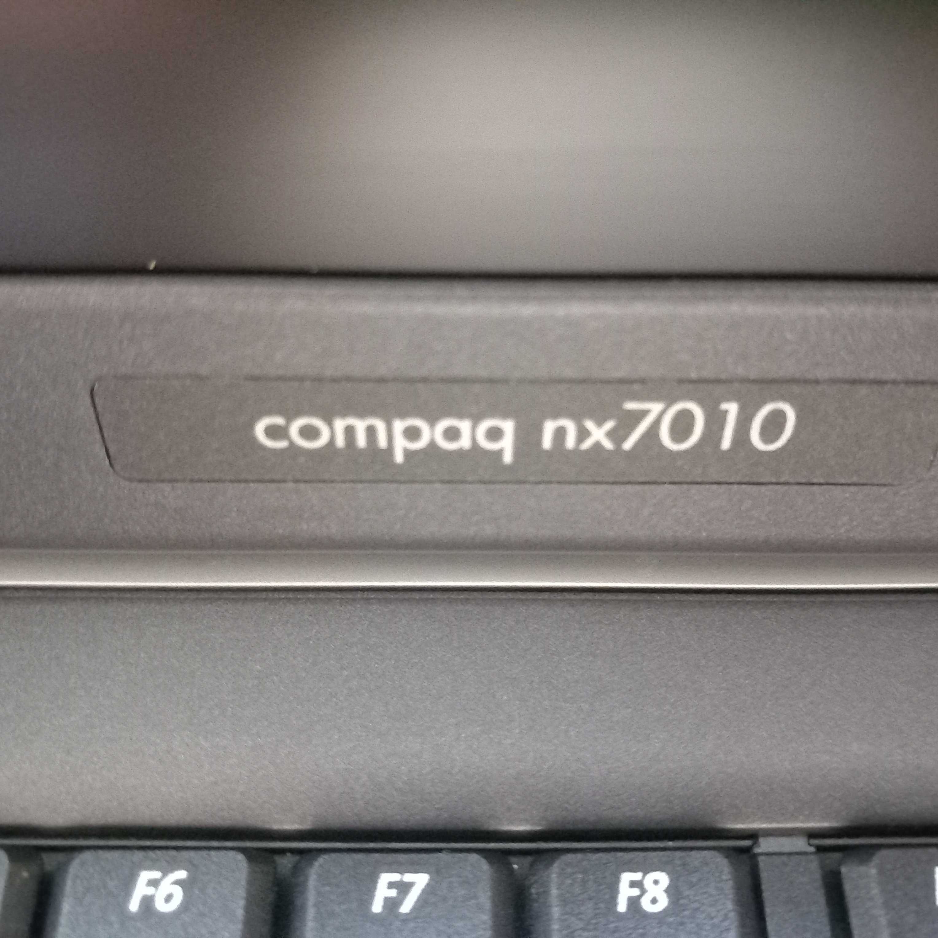 Лаптоп HP Compaq nx7010