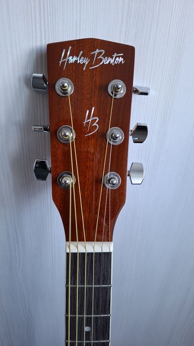 Vand chitara acustica Harley Benton