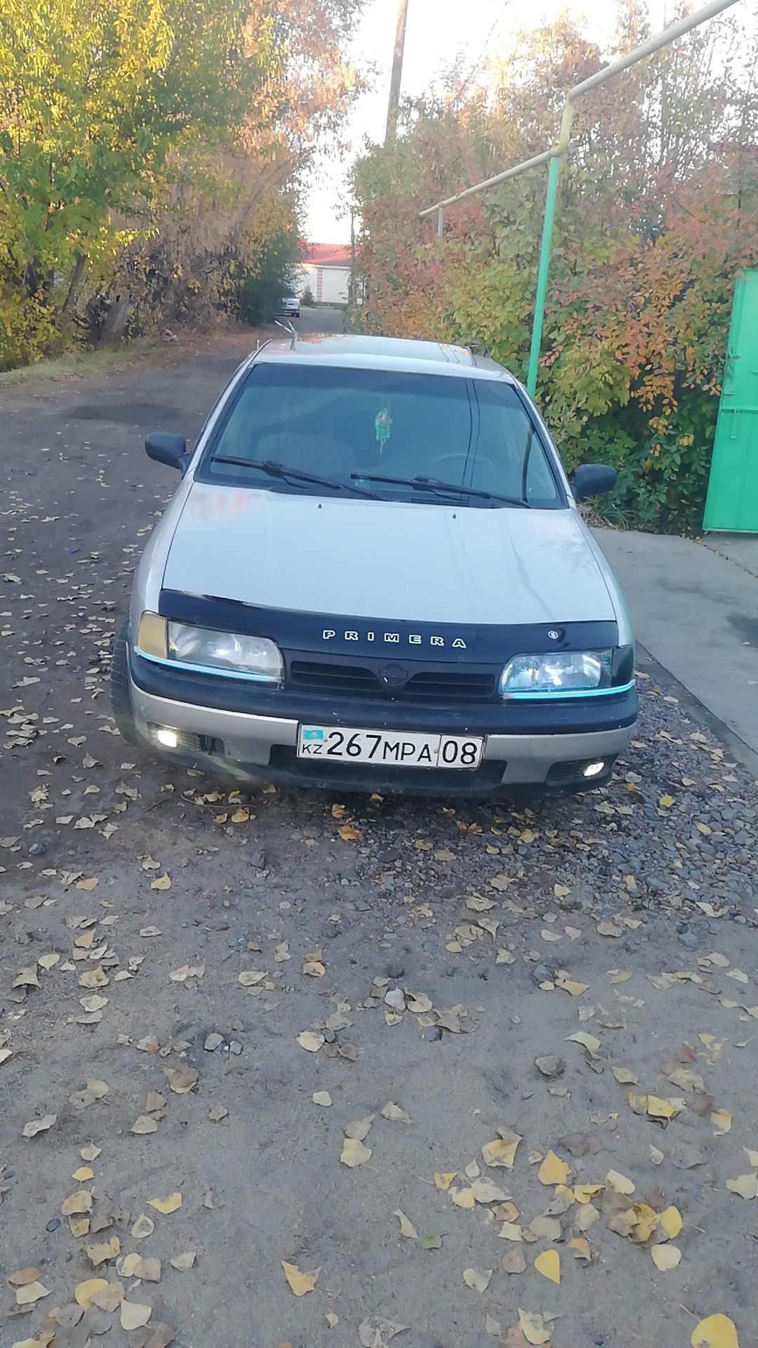 Nissan primera 1992 года