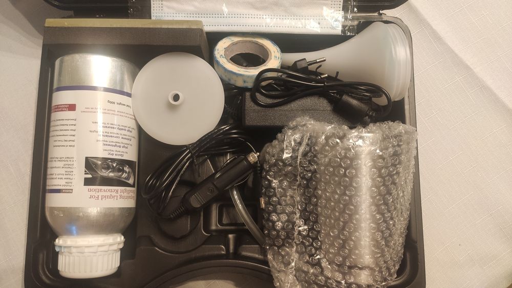 Продавам чисто нов комплект за химическо полиране на фарове и стопове