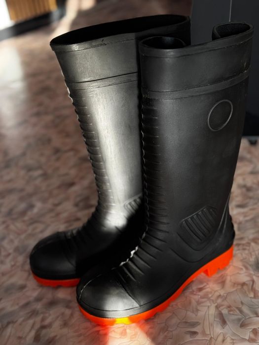 Сапоги резиновые