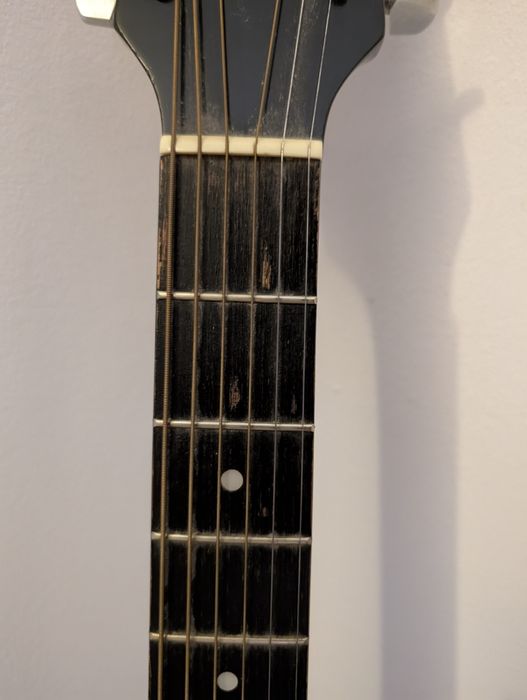 Chitara acustica Hora Reghin, neagra, productie 2004 + husa rucsac
