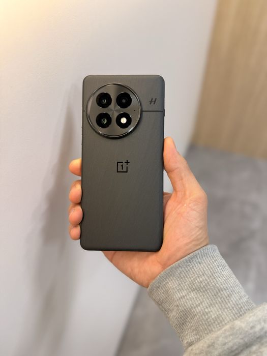 OnePlus 13 16/512GB Black Eclipse (глобалка)