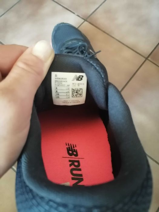 Дамски оригинални маратонки New balance два модела номер 39