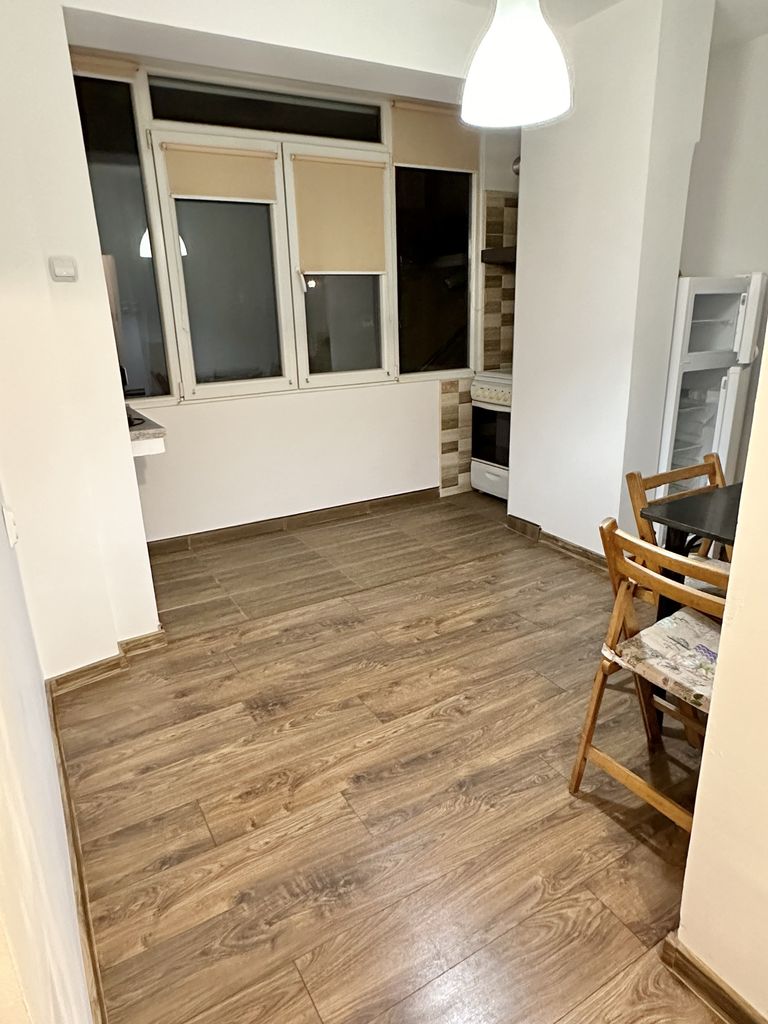 Дава се под наем Тристаен апартамент в Благоевград, Запад - 75 кв.м за 331.5 € - Снимка #14