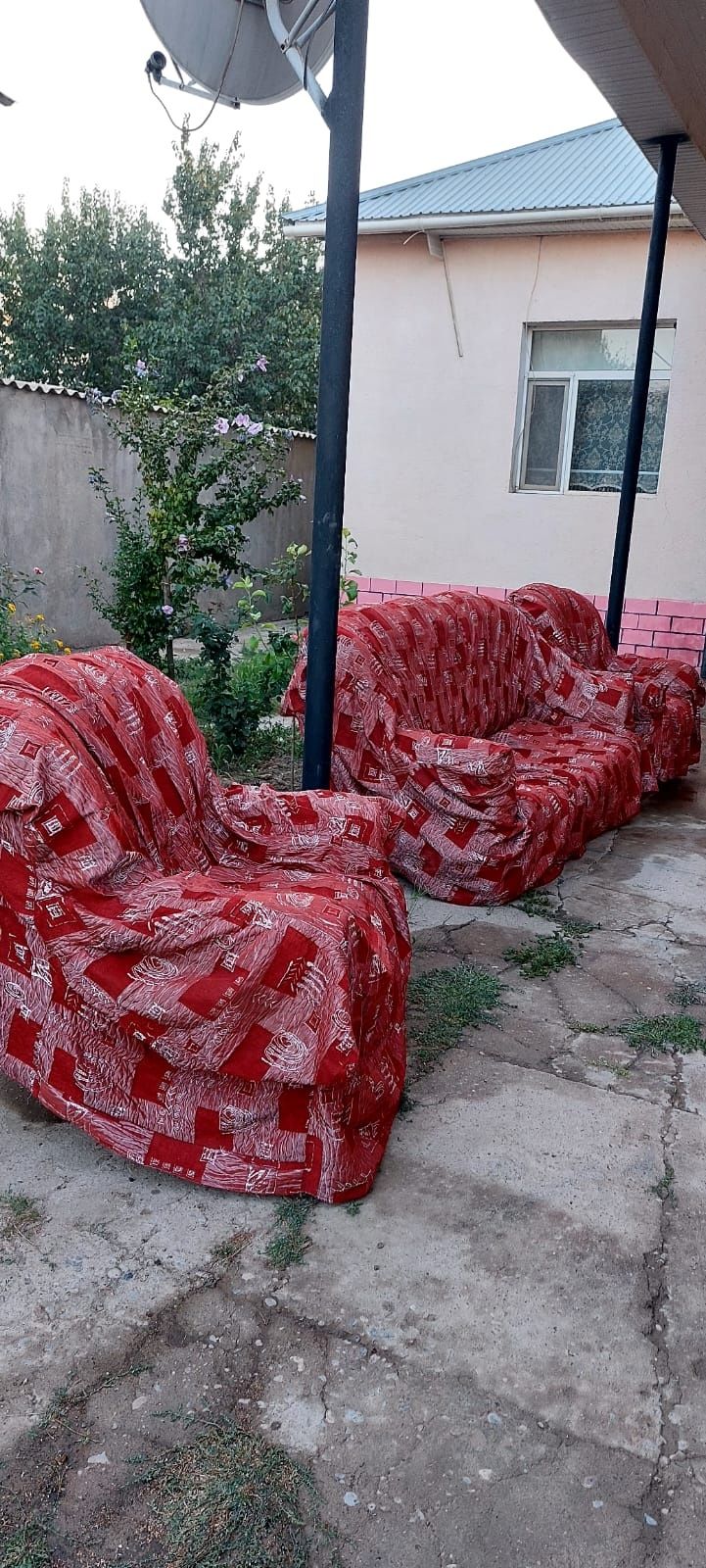 Диван с креслами