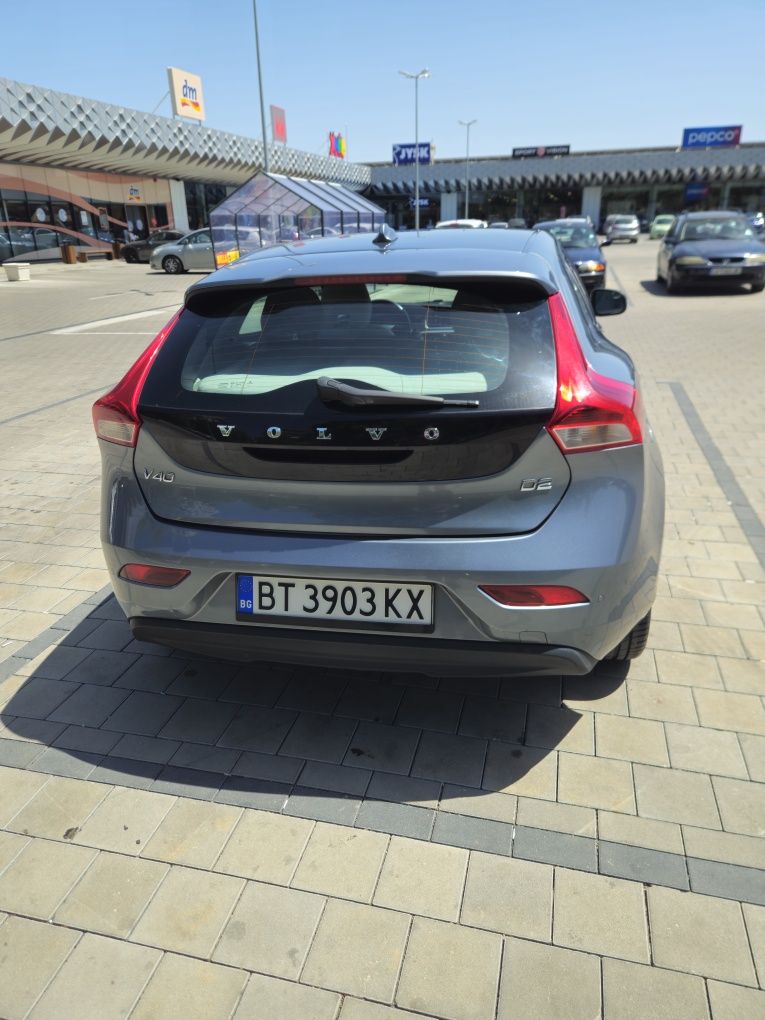 Volvo v40 2014г.