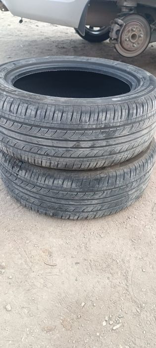 Аяқтар сатылады.