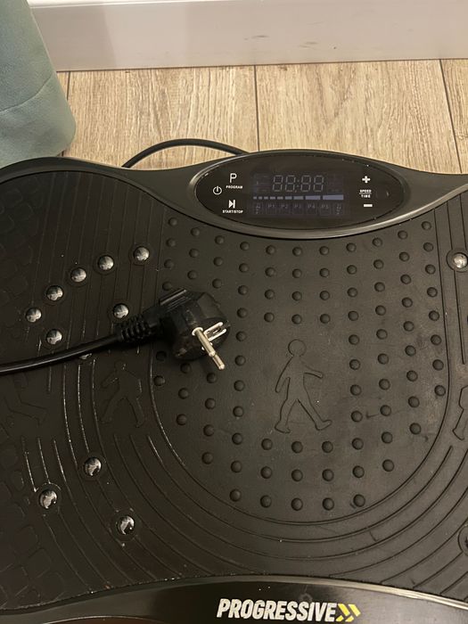 aparat fitness vibromasaj- nou folosit o singură dată