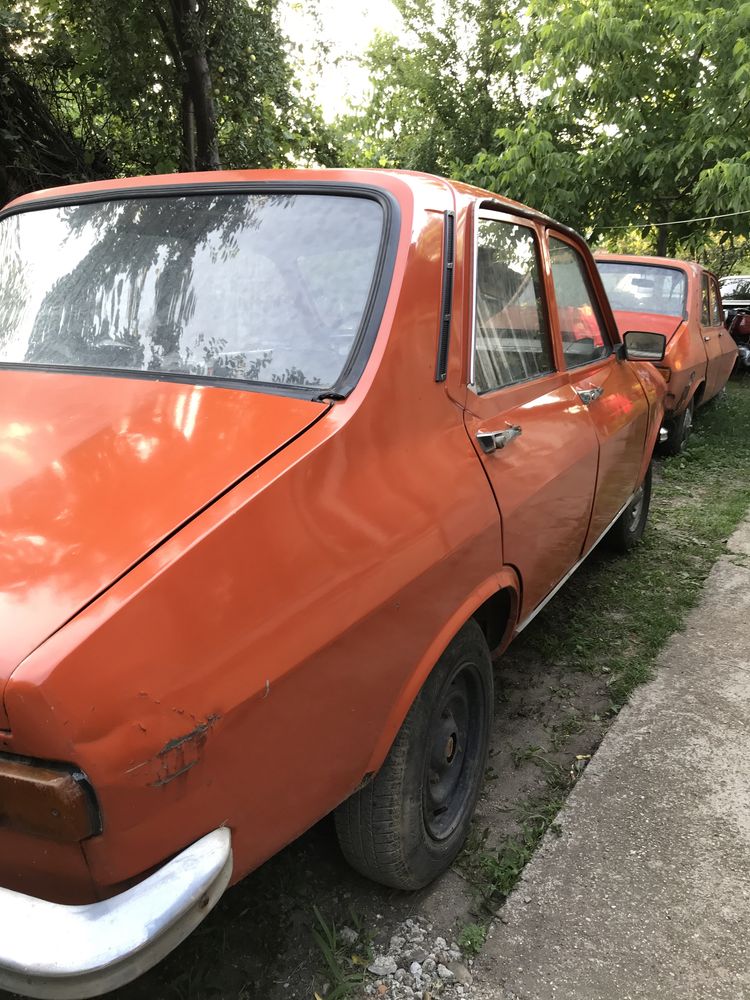 Vând doua mașini Dacia 1300