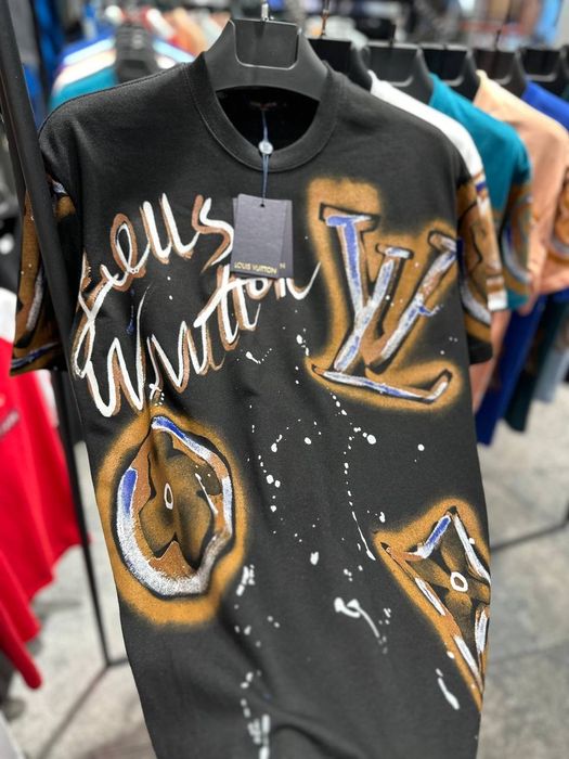 Мъжки тениски различни модели