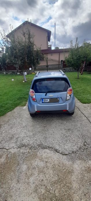 Vând Chevrolet Spark