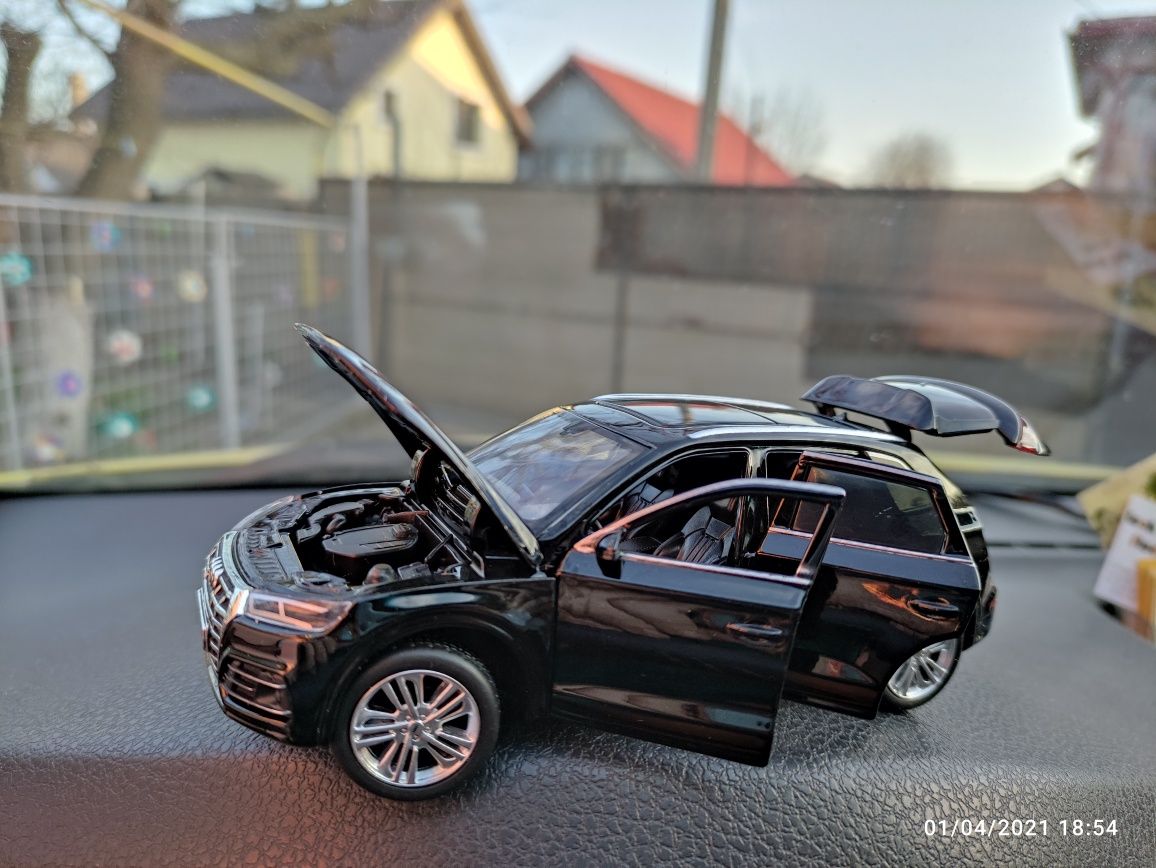 Machetă     Audi Q5