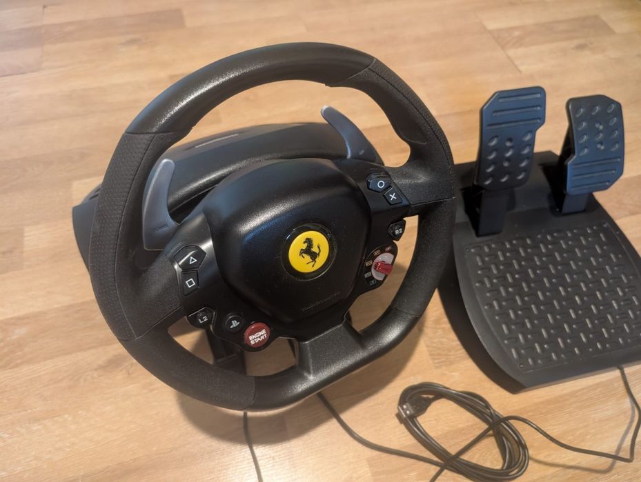 Volan Thrustmaster T80 RW Ferrari 488 GTB pentru PlayStation 5, PlaySt
