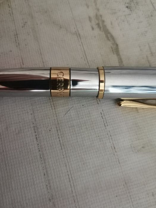 Страхотен химикал CERRUTI