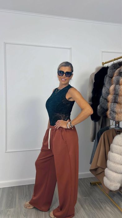 Pantaloni casual culoare senzationala pentru sezonul rece