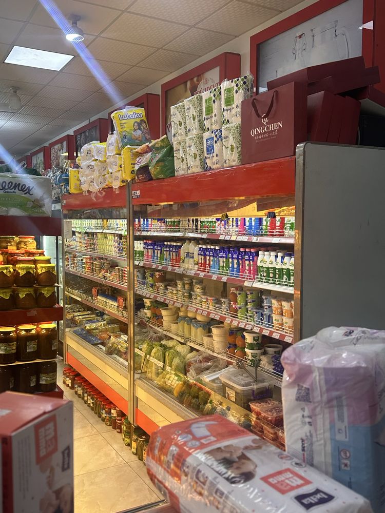 Xolodilnik Vetrinniy AZN otkritiy gorka 2 metr