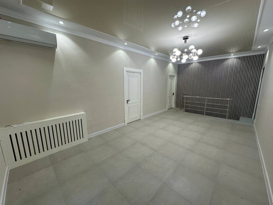 Шота Руставели евро нежилое помещение 200кв.м с арендатором по 2000 уе