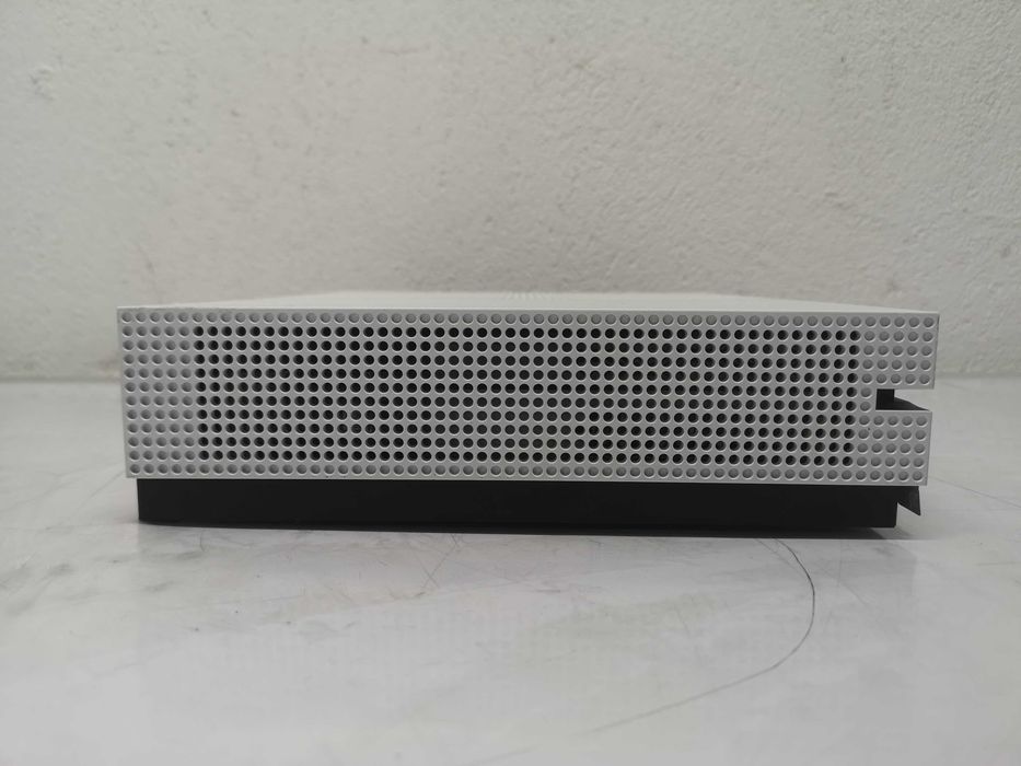 Конзола - Xbox one S / 500 G X4