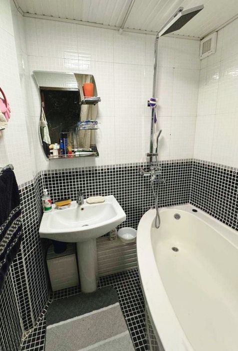 Юнусабад 15, 5/3/5 УлУчШеНкА Неторец Балкон 6 на 2 Мебель Техника