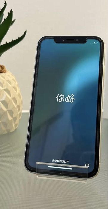 iphone xr  bateria 77 faceID functioneaza perfect tot la el