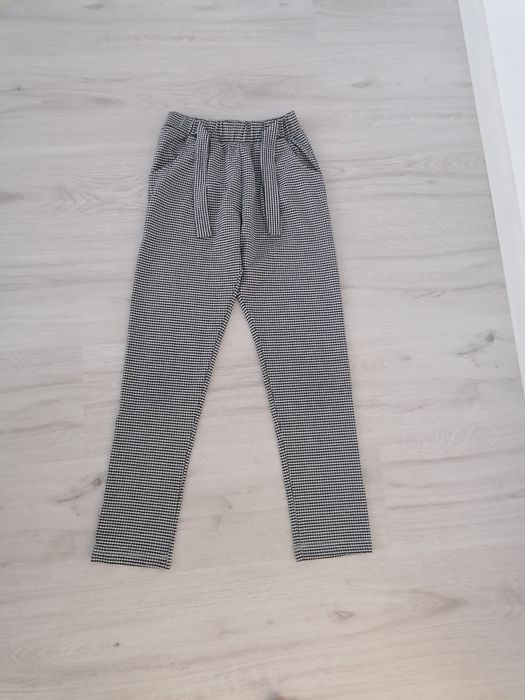 Кариран панталон за момиче