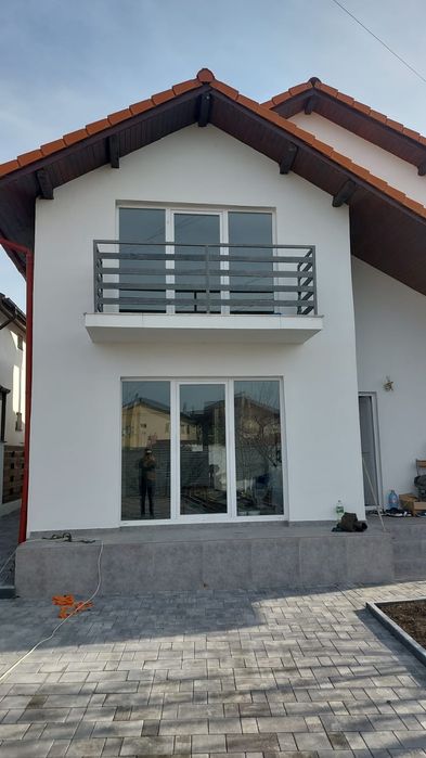 Vând casa,lângă Damila,la 100 de m de Profi sau schimb cu apartament