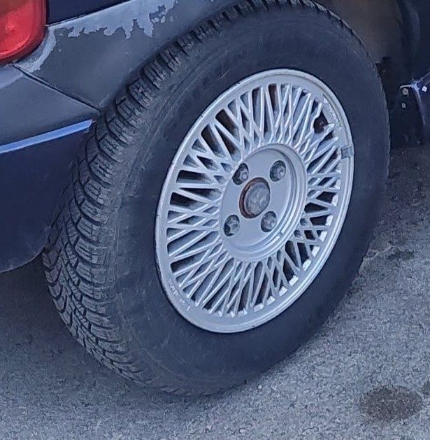Зимни гуми с джанти