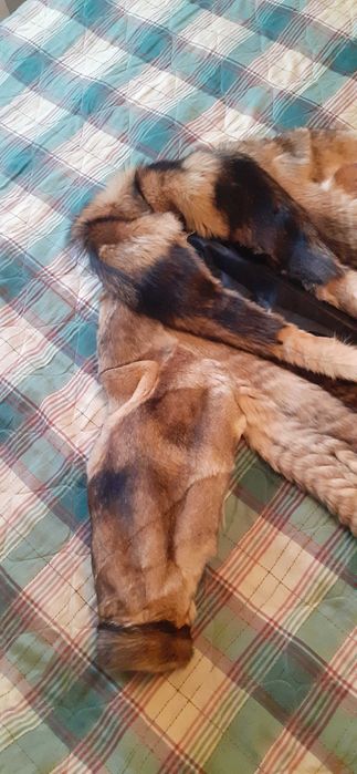 Vând haina de blană, marimea 46