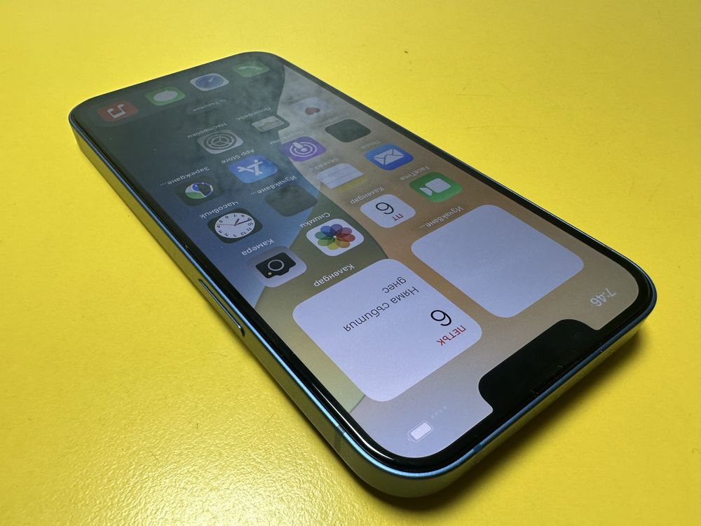 Смартфон Apple iPhone 13 128 GB  Blue