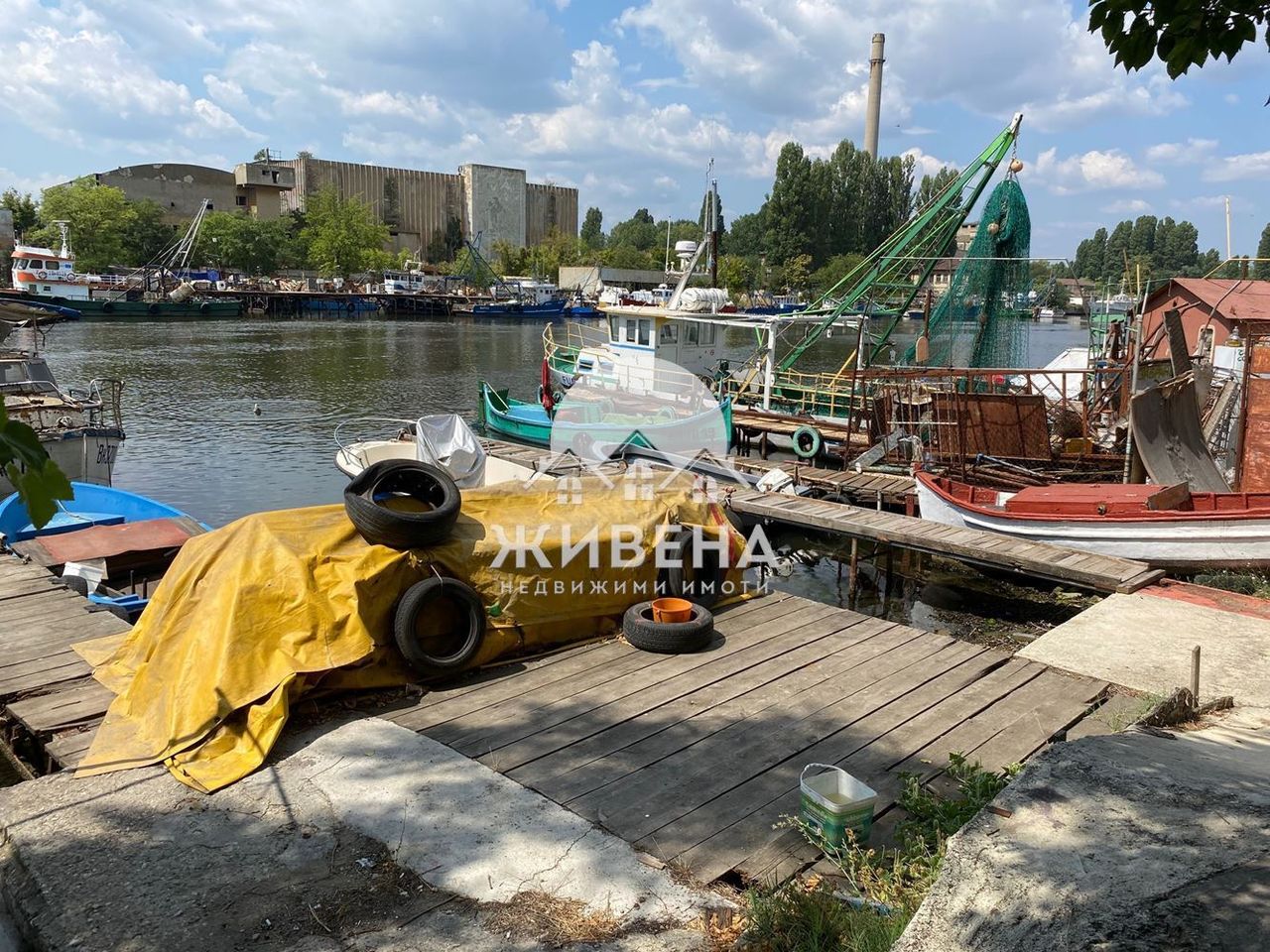 Продава се Парцел в Варна, Островна промишлена зона - 2741 кв.м за 220 €/кв.м - Снимка #3