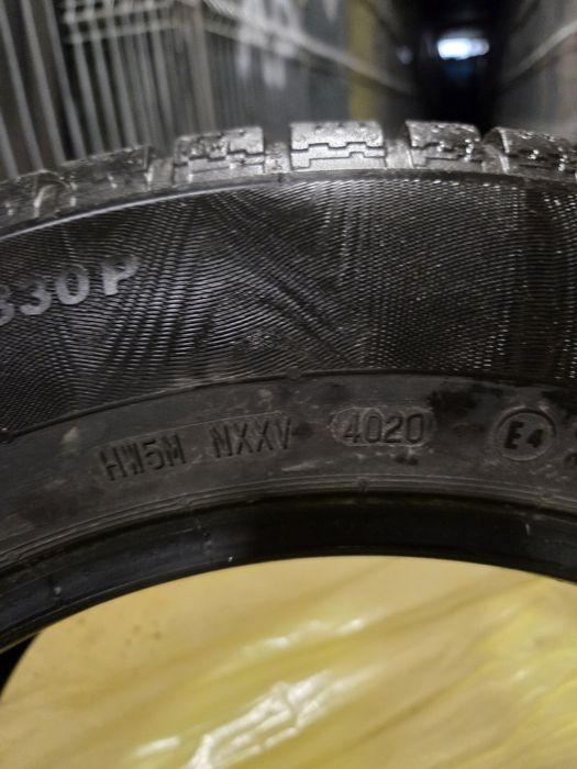 Anvelope iarna 215 60 16