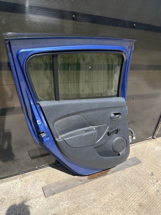 Usa/ usi stânga-dreapta față-spate Dacia Sandero 2013