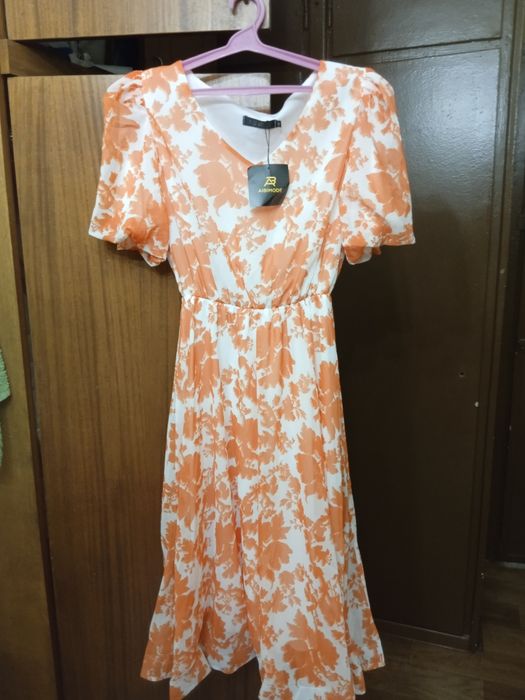 Платье новая чистая хорошая 46 48 размер