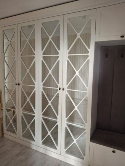 Прихожая вешалка  и обувница