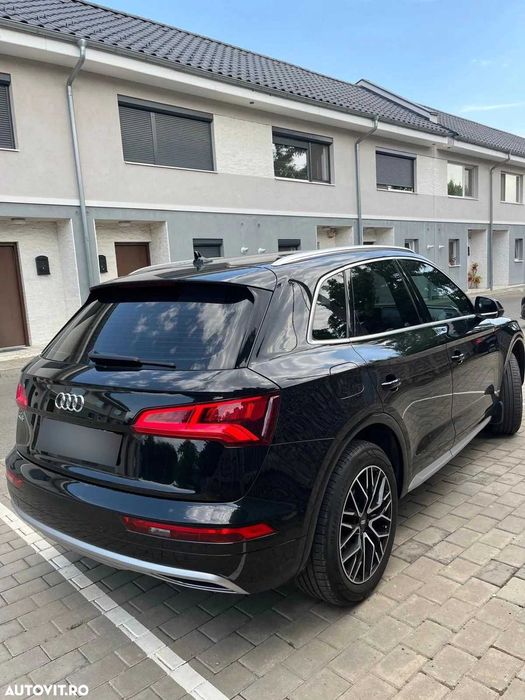 Audi Q5 2.0 TDI Quattro / LED Matrix / Pilot adaptiv / Virtual Cockpit
